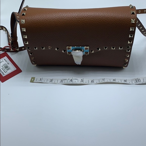 ❤️NWT VALENTINO SMALL ROCKSTUD CALFSKIN CROSSBODY BAG IN BROWN - Picture 10 of 15